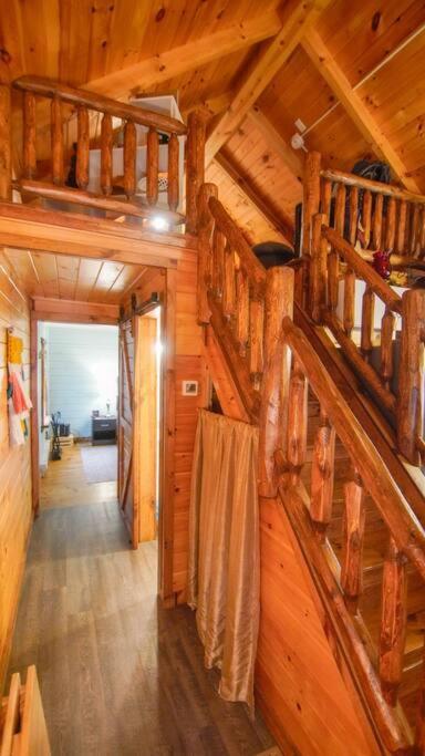 Charming Lakeview Cabin Near Geneva-On-The-Lake! Ashtabula Dış mekan fotoğraf